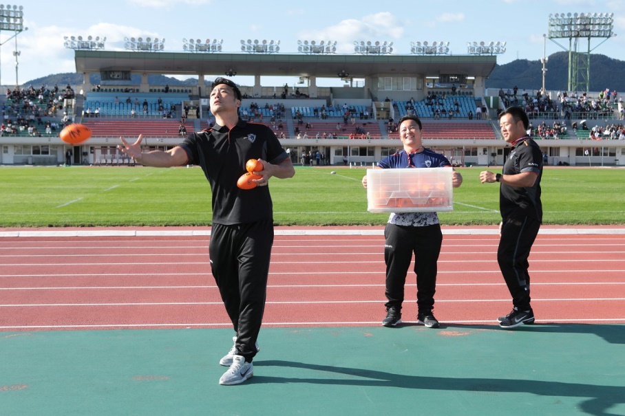 11月11日(日) カップ第1節 サニックスブルース戦ファンサービスの